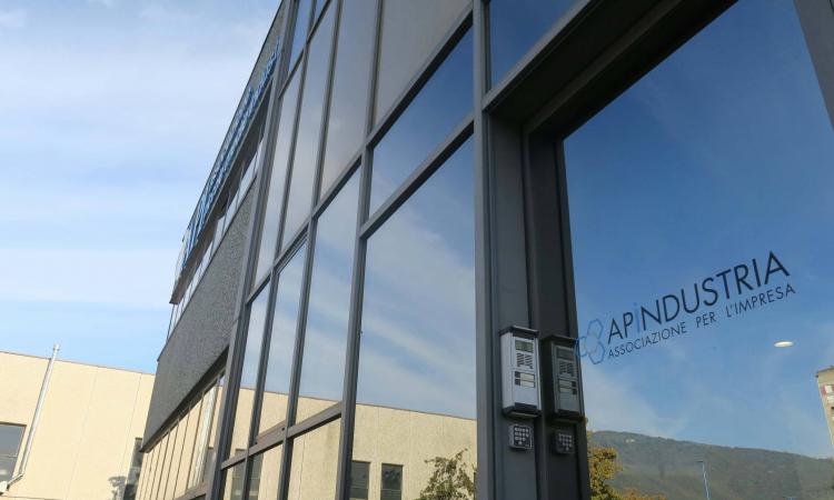 Il Presidente della Provincia di Brescia Samuele Alghisi ospite al Direttivo Apindustria